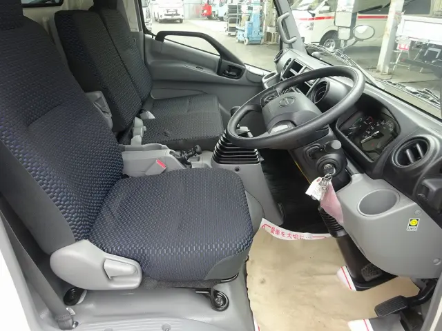 日野 デュトロ 2KG-XZU722M(2WD)の写真4