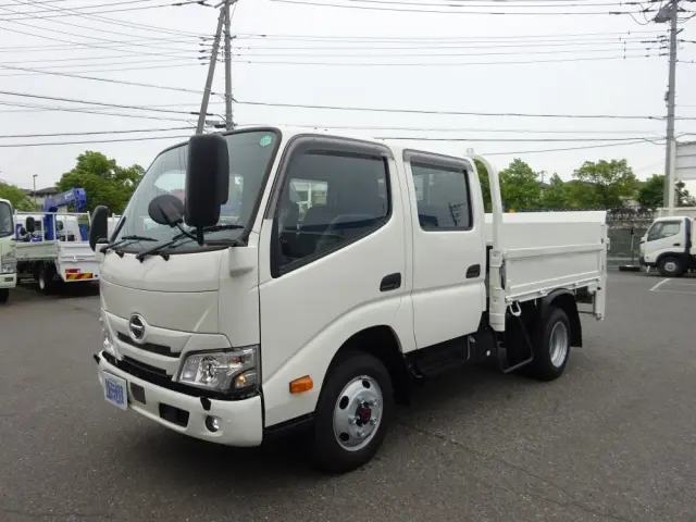 日野 デュトロ 2DG-XZU685M(4WD)の写真1