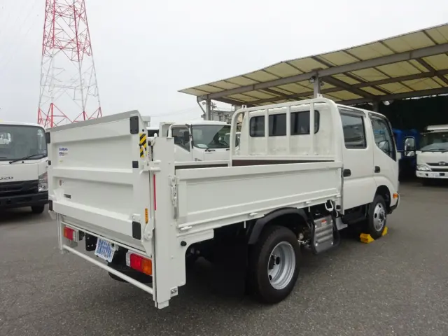 日野 デュトロ 2DG-XZU685M(4WD)の写真2
