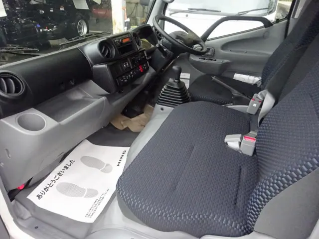 日野 デュトロ 2DG-XZU685M(4WD)の写真31