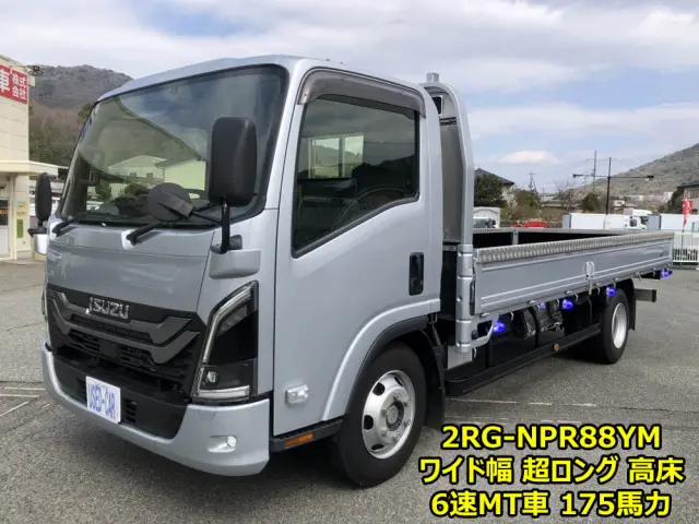 いすゞ エルフ 2RG-NPR88YM(2WD)の写真1