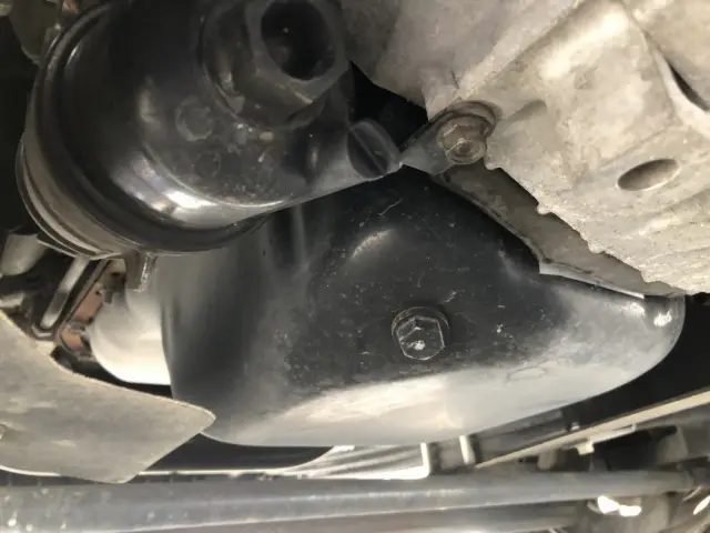 いすゞ エルフ 2RG-NPR88YM(2WD)の写真33