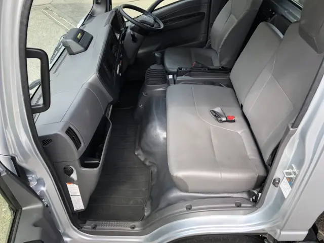 いすゞ エルフ 2RG-NPR88YM(2WD)の写真35