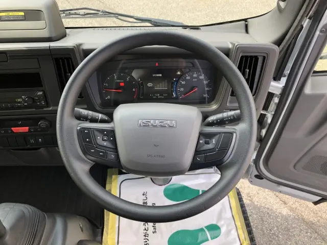 いすゞ エルフ 2RG-NPR88YM(2WD)の写真36