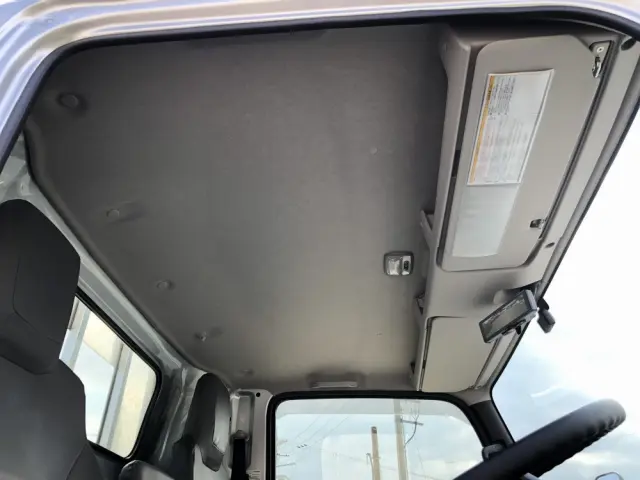 いすゞ エルフ 2RG-NPR88YM(2WD)の写真42