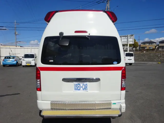 トヨタ ハイエースバン CBF-TRH226S(4WD)の写真7