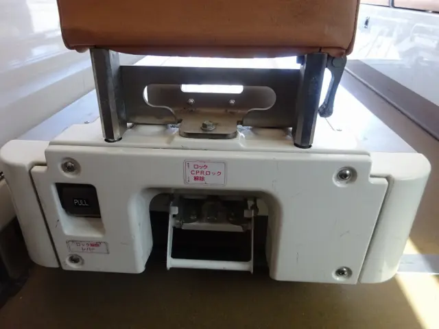 トヨタ ハイエースバン CBF-TRH226S(4WD)の写真19