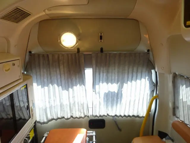 トヨタ ハイエースバン CBF-TRH226S(4WD)の写真21