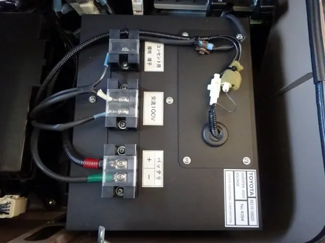 トヨタ ハイエースバン CBF-TRH226S(4WD)の写真22