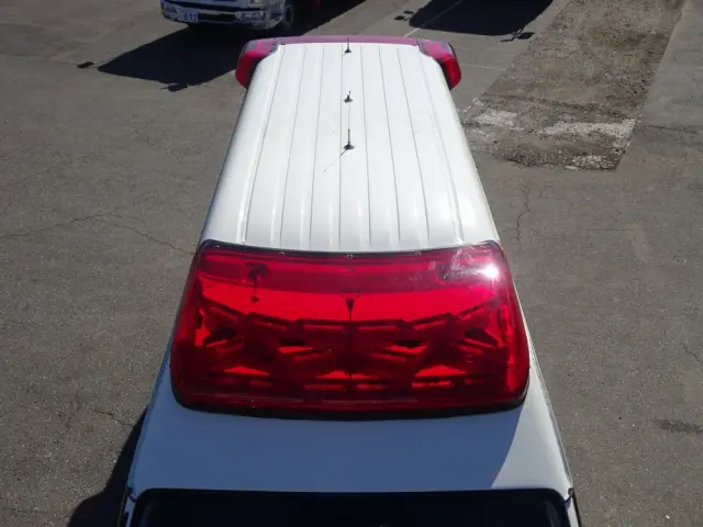 トヨタ ハイエースバン CBF-TRH226S(4WD)の写真29