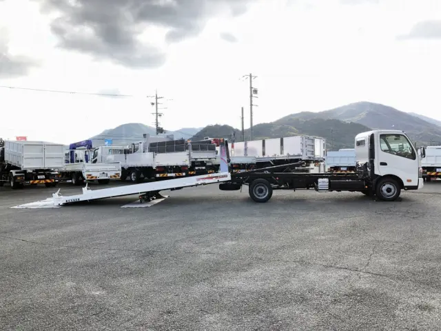 日野 デュトロ 2KG-XZU722M(2WD)の写真9