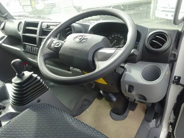 トヨタ ダイナ 2KG-XZU722(2WD)の写真37