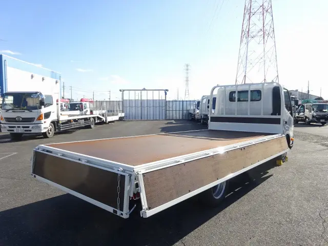 トヨタ ダイナ 2KG-XZU722(2WD)の写真18