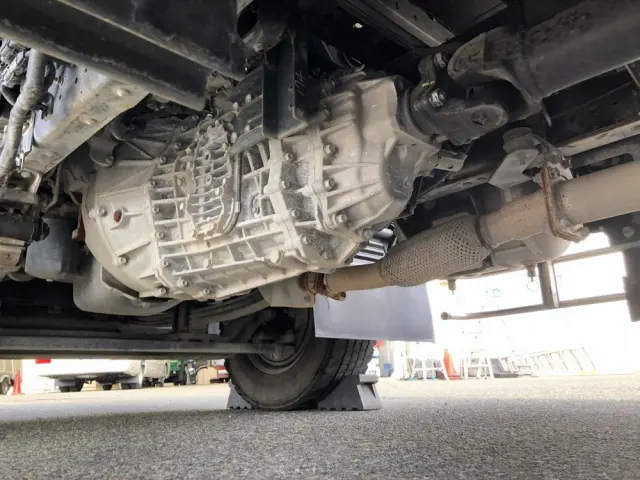 いすゞ フォワード 2RG-FTR90U2(2WD)の写真33