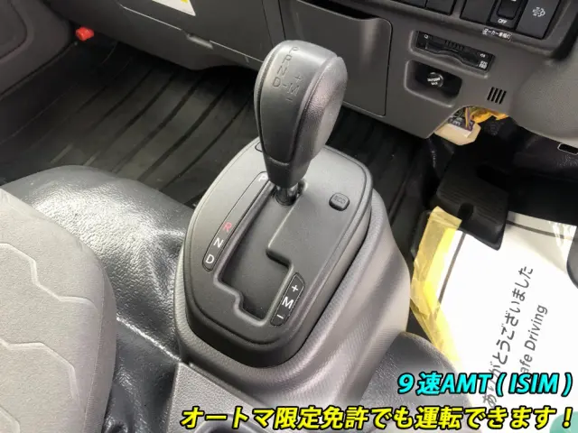 いすゞ エルフ 2TG-NMR88M(2WD)の写真39