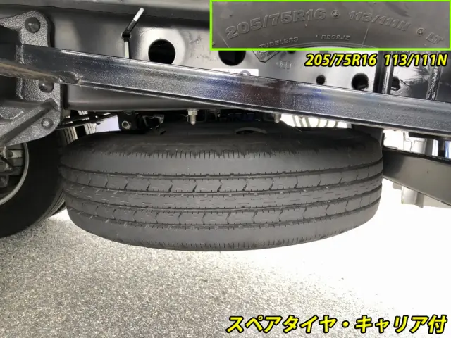 いすゞ エルフ 2TG-NMR88M(2WD)の写真44