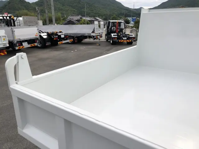 三菱 ファイター 2KG-FK62FZ(2WD)の写真13