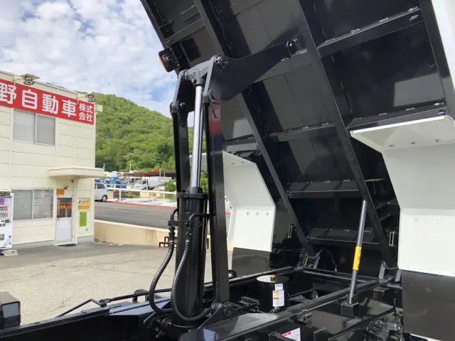 三菱 ファイター 2KG-FK62FZ(2WD)の写真24