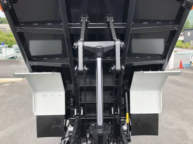 三菱 ファイター 2KG-FK62FZ(2WD)の写真25