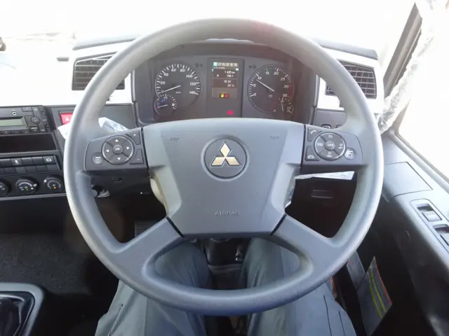 三菱 ファイター 2KG-FK62Fの写真35