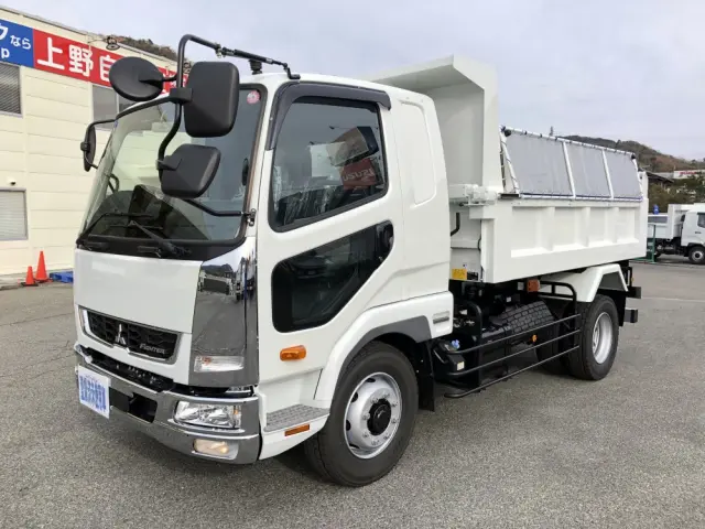 三菱 ファイター 2KG-FK62FZ(2WD)の写真1