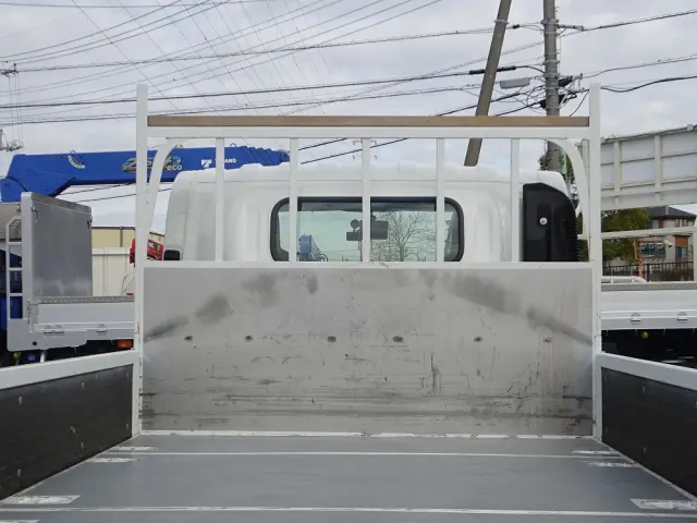 いすゞ エルフ 2RG-NPR88YM(2WD)の写真14