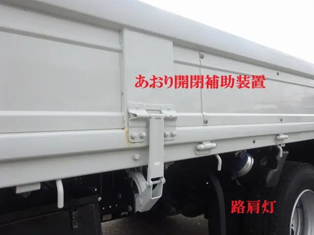 いすゞ エルフ 2RG-NPR88YM(2WD)の写真22