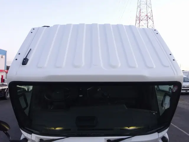 いすゞ エルフ 2RG-NPR88YM(2WD)の写真24