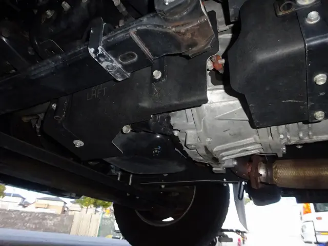 いすゞ エルフ 2RG-NPR88YM(2WD)の写真29