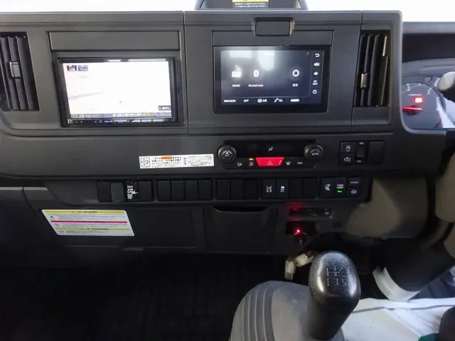 いすゞ エルフ 2RG-NPR88YM(2WD)の写真35