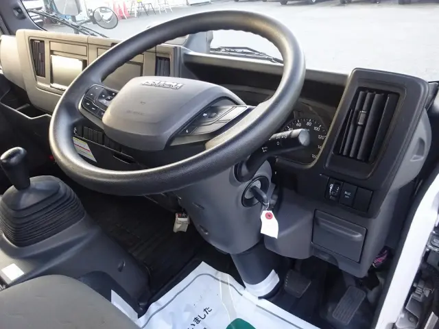 いすゞ エルフ 2RG-NPR88YM(2WD)の写真38