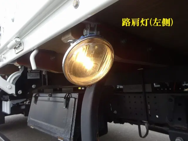 いすゞ エルフ 2RG-NPR88YM(2WD)の写真43