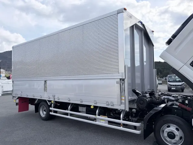 いすゞ フォワード 2RG-FRR90S4(2WD)の写真26