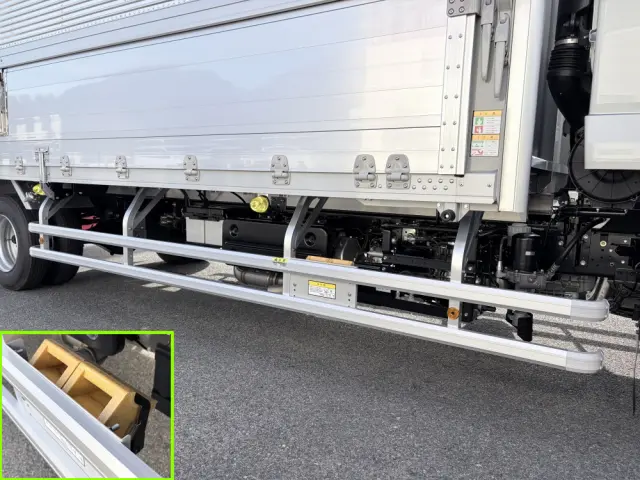 いすゞ フォワード 2RG-FRR90S4(2WD)の写真28