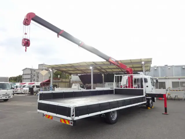 三菱 ファイター 2KG-FK62FZ(2WD)の写真2