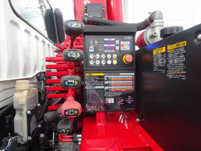 三菱 ファイター 2KG-FK62FZ(2WD)の写真18