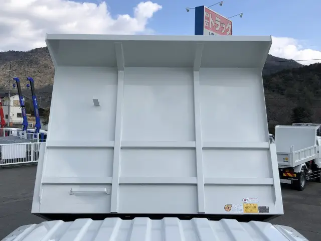 三菱 ファイター 2KG-FK62FZ(2WD)の写真13