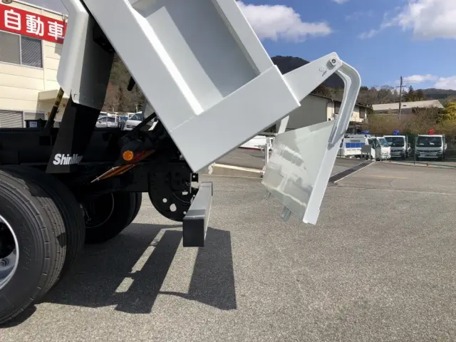 三菱 ファイター 2KG-FK62FZ(2WD)の写真16