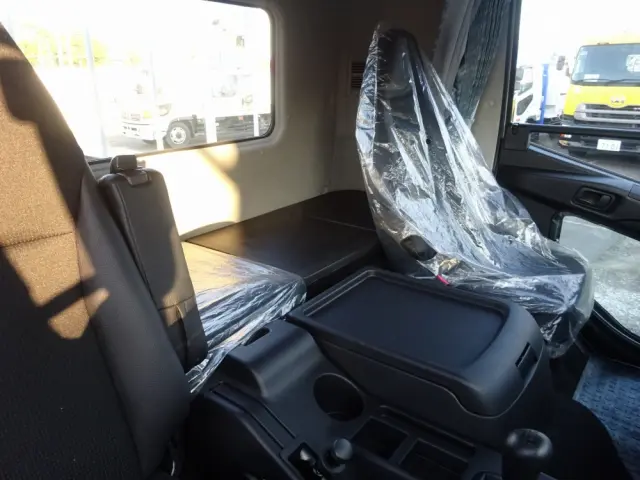 三菱 ファイター 2KG-FK62FZ(2WD)の写真34