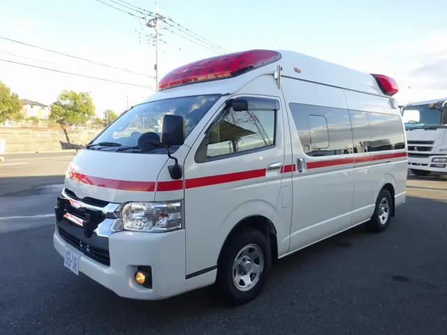 トヨタ ハイエースバン CBF-TRH226S(4WD)の写真1