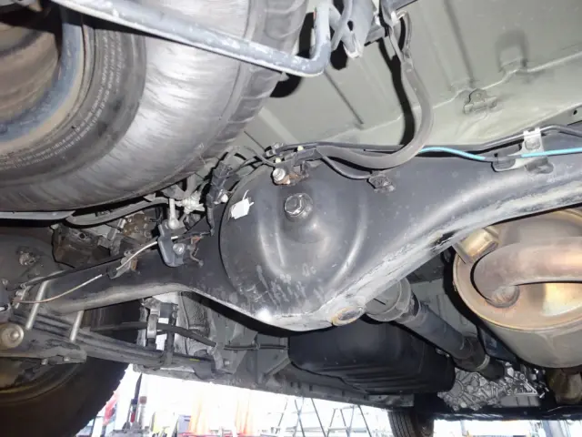 トヨタ ハイエースバン CBF-TRH226S(4WD)の写真8