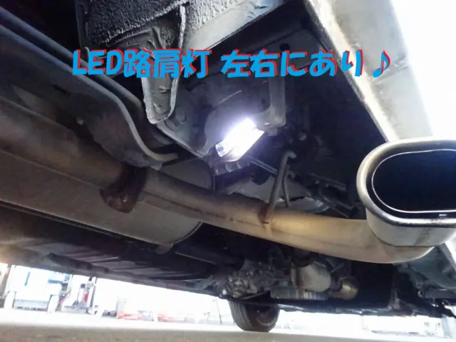 トヨタ ハイエースバン CBF-TRH226S(4WD)の写真45