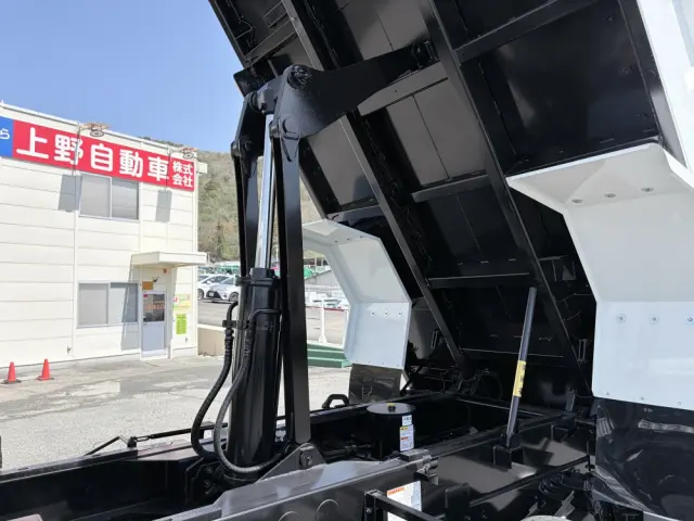 三菱 ファイター 2KG-FK62FZ(2WD)の写真17