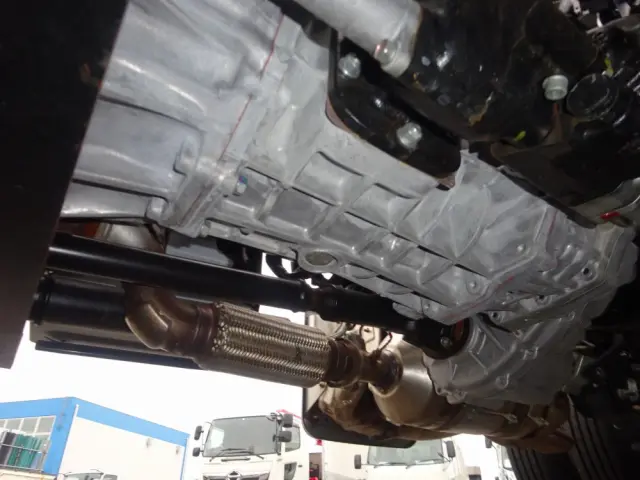 日野 デュトロ 2KG-XZU675T(4WD)の写真30