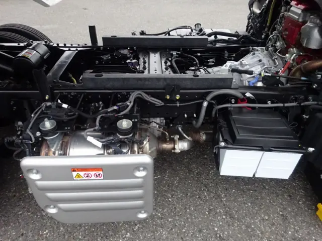 日野 デュトロ 2KG-XZU675T(4WD)の写真31