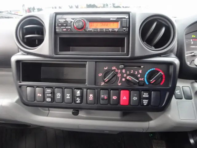 日野 デュトロ 2KG-XZU675T(4WD)の写真39