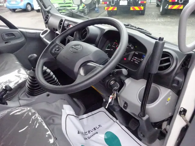 日野 デュトロ 2KG-XZU675T(4WD)の写真40