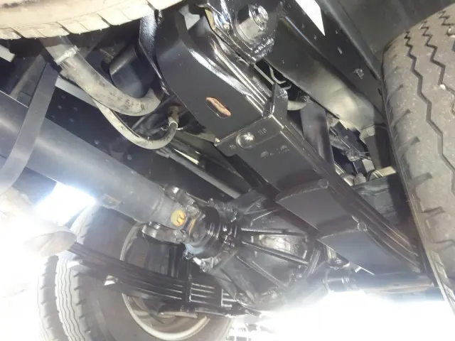 いすゞ エルフ 2RG-NJR88AT(2WD)の写真28