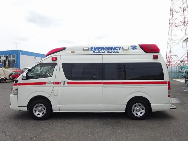 トヨタ ハイエースバン CBF-TRH226S(4WD)の写真9