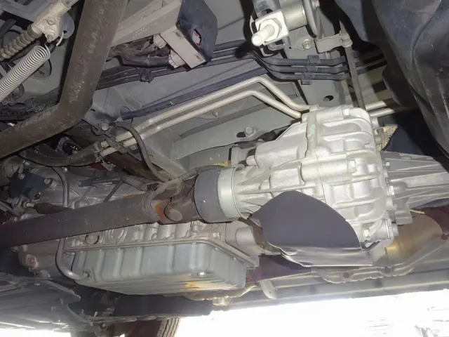 トヨタ ハイエースバン CBF-TRH226S(4WD)の写真33